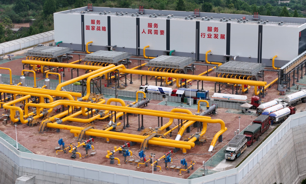 How to stage digital factory rollout with Allen‑Bradley?