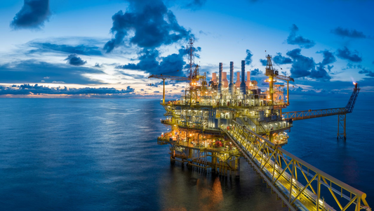 How Do PLC and DCS Systems Drive Oil and Gas Efficiency?