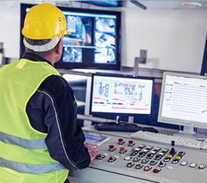 Why Hybrid PLC/DCS Architectures Dominate Industry 4.0?