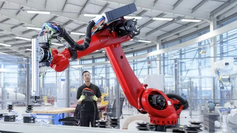 Agile Automation: The New Shield Against Supply Chain Volatility