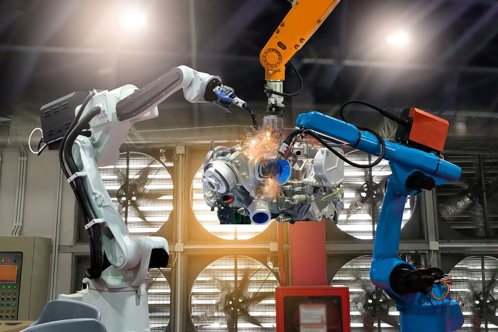 How Do PLC and DCS Performance Metrics Compare in Real Applications?